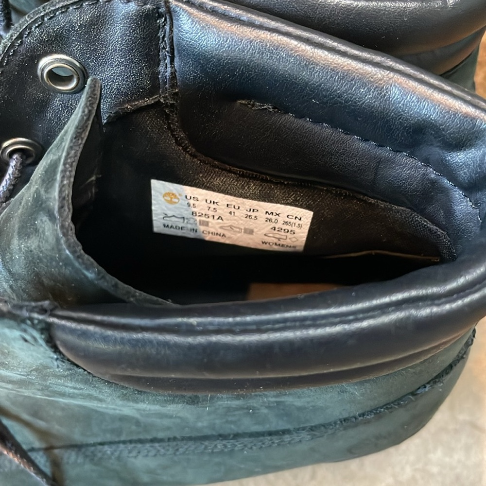 🔥Timberlands🔥 - Picture 4 of 8